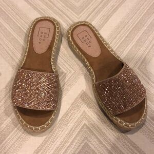 ShuShop Rose Gold Espadrille Slide Sandals - Size 8